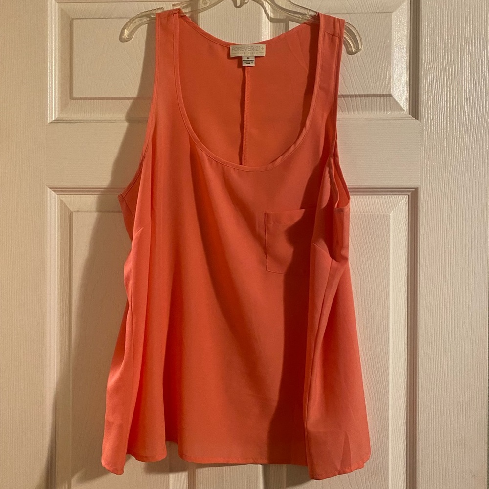 Plus pink top